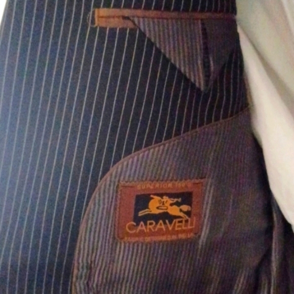 CARAVELLI Black Blazer / Sportcoat w/ White Pinstripes, Superior 150's, 42R - Picture 2 of 10